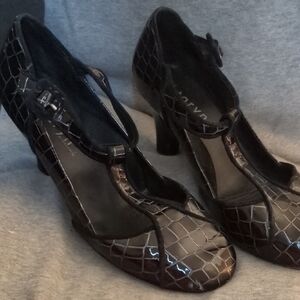 Taryn Rose Heels - Size US 10